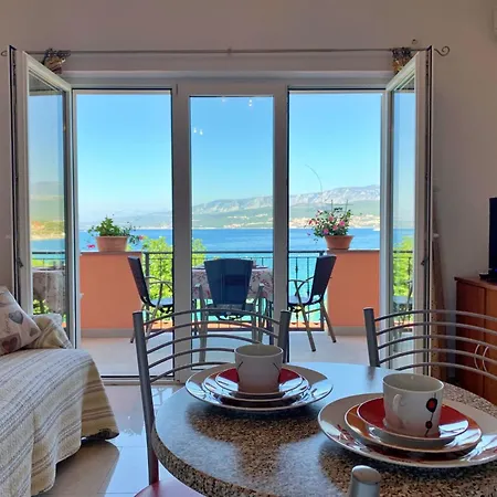2 By Interhome Apartmán Šilo